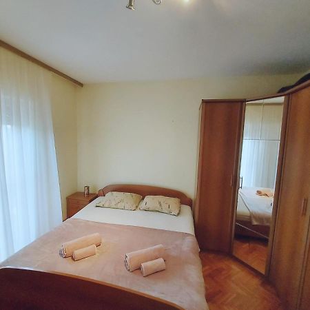 Apartman Konfidenca Biograd Na Moru Esterno foto