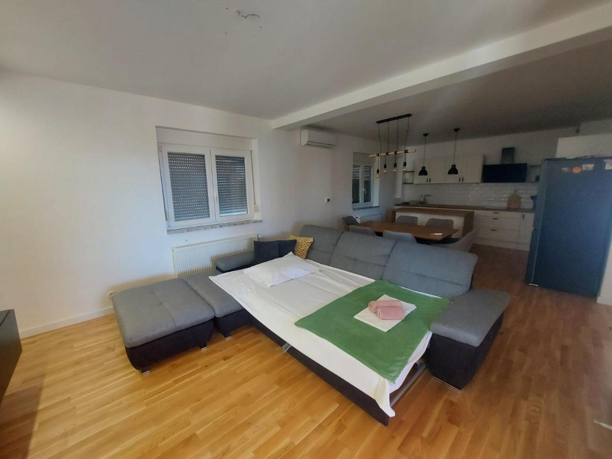 Apartman Konfidenca Biograd Na Moru Esterno foto